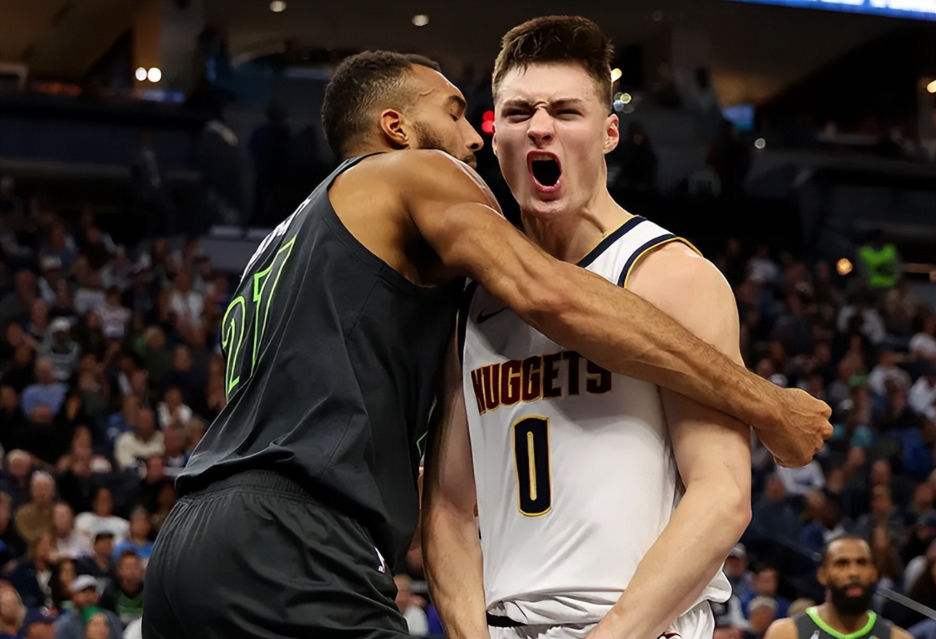 lol职业选手-关于明尼苏达森林狼集结日队长鼓劲，志在NBA常规赛名次提升，媒体盛赞，球队文化再被提及的信息