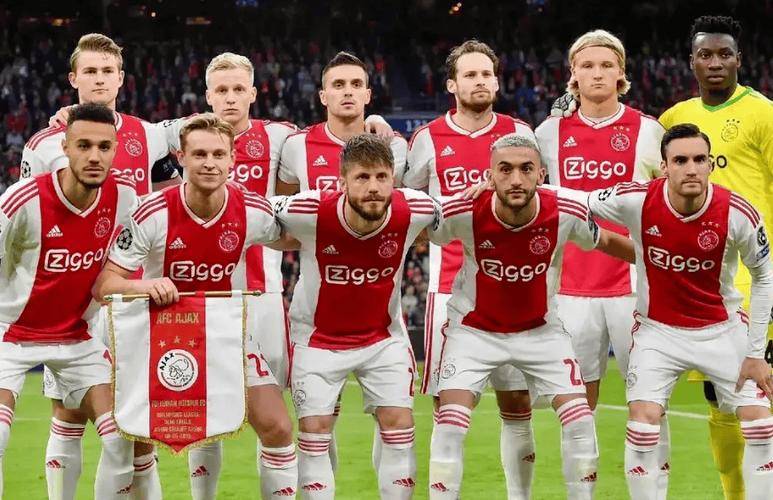 里程碑夜勒沃库森篮板制胜，荷甲今晚刷纪录，底气十足，阵容厚度经受考验的简单介绍